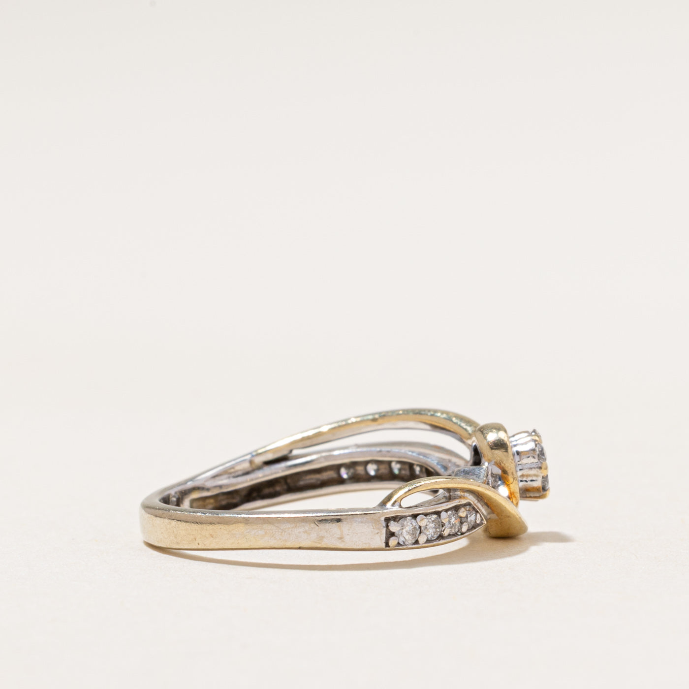 Two Tone Diamond Cluster Cross Over Ring | 0.17ctw | SZ 4