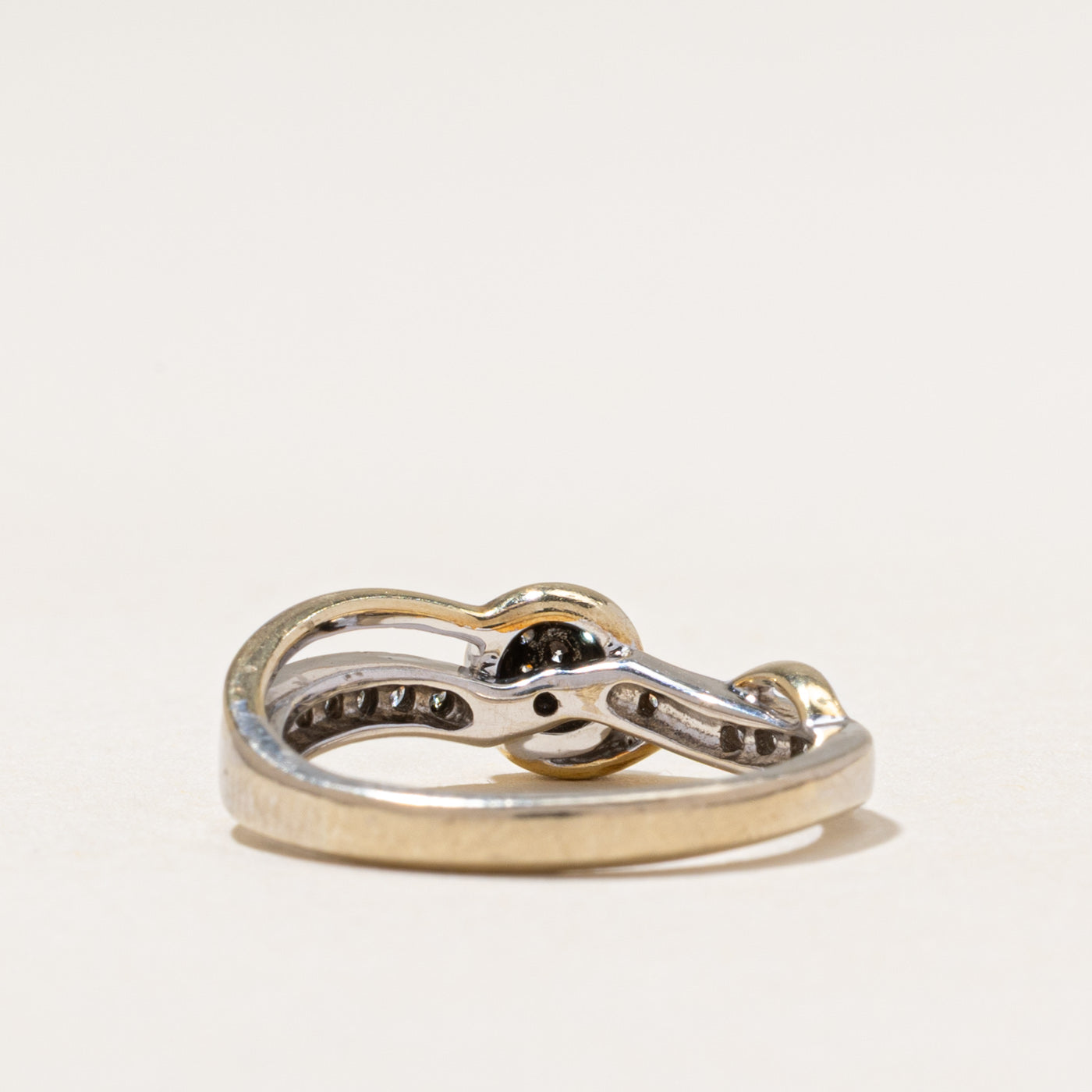Two Tone Diamond Cluster Cross Over Ring | 0.17ctw | SZ 4