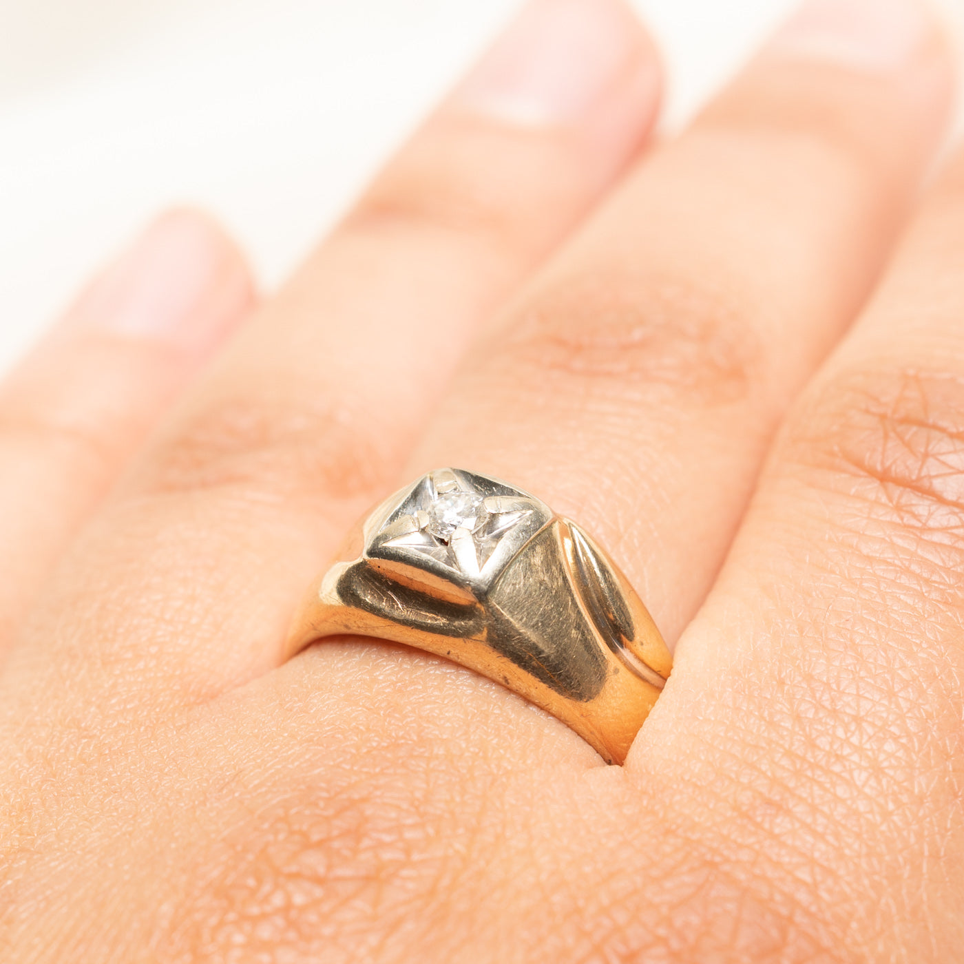 Vintage Canadian Diamond Engraved Dome Ring | 0.16ct | SZ 10.75