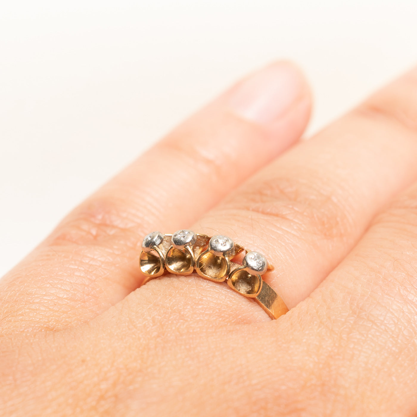 Four Stone Diamond Bow Ring | 0.07ctw | SZ 7.5