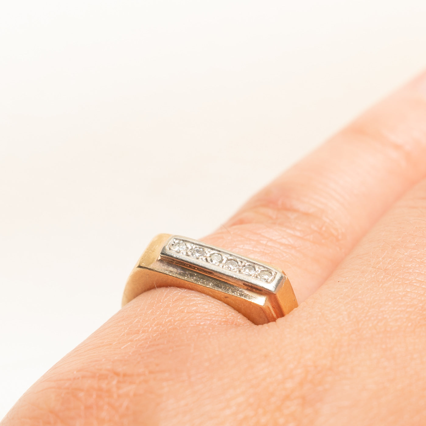 Six Stone Diamond Signet Ring | 0.12ctw | SZ 5.75