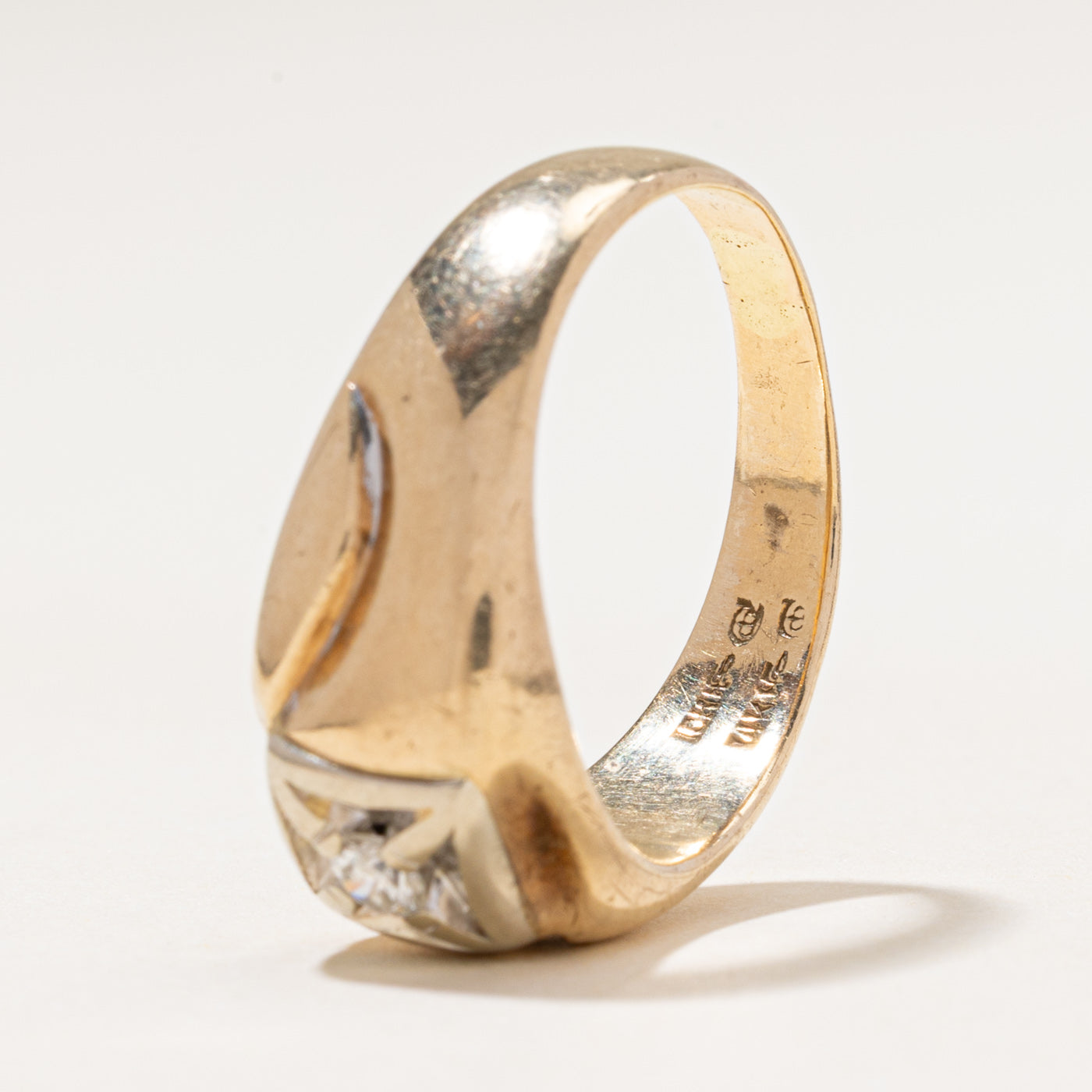 Vintage Canadian Diamond Engraved Dome Ring | 0.16ct | SZ 10.75