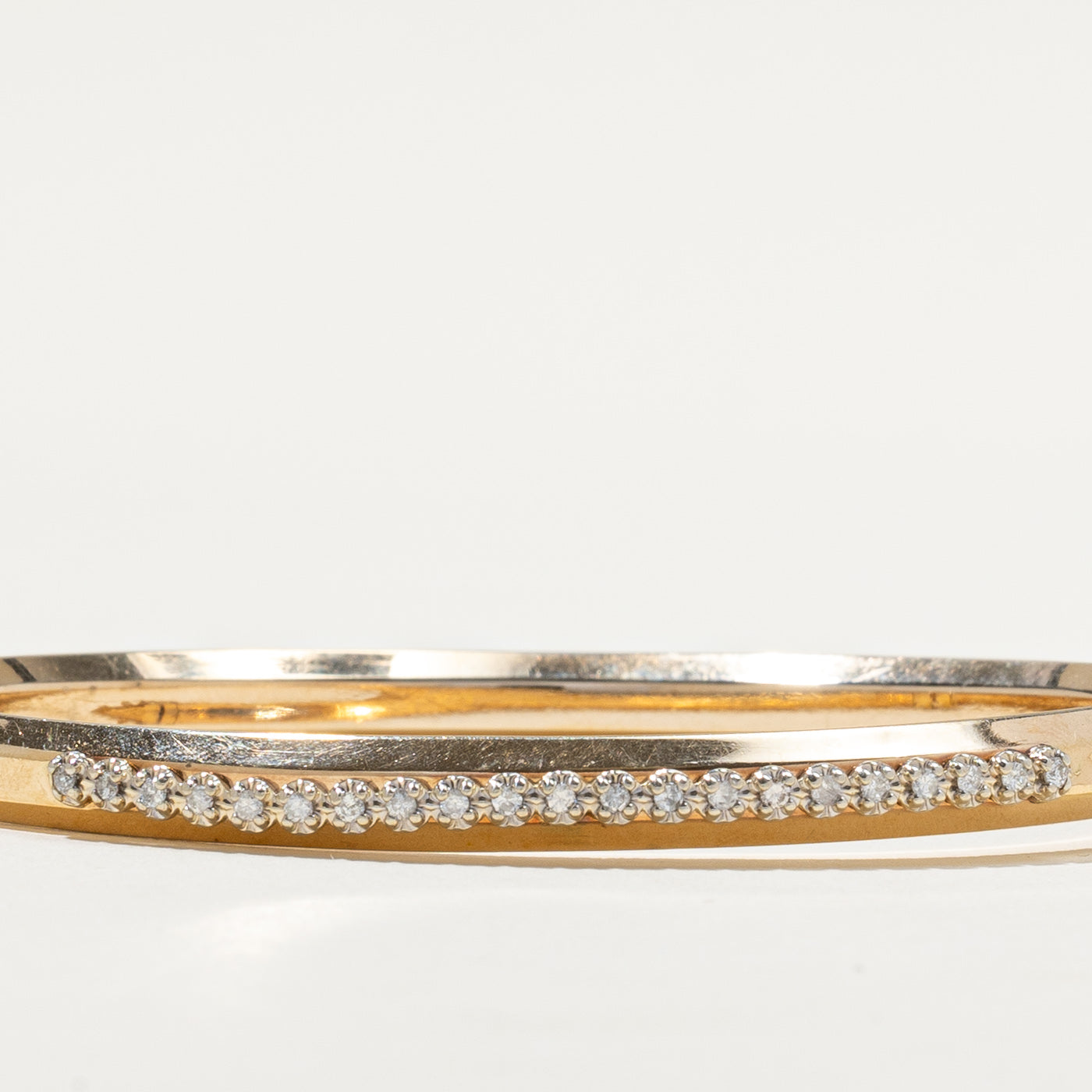 Illusion Set Diamond Bangle Bracelet | 0.21ctw |7.5"