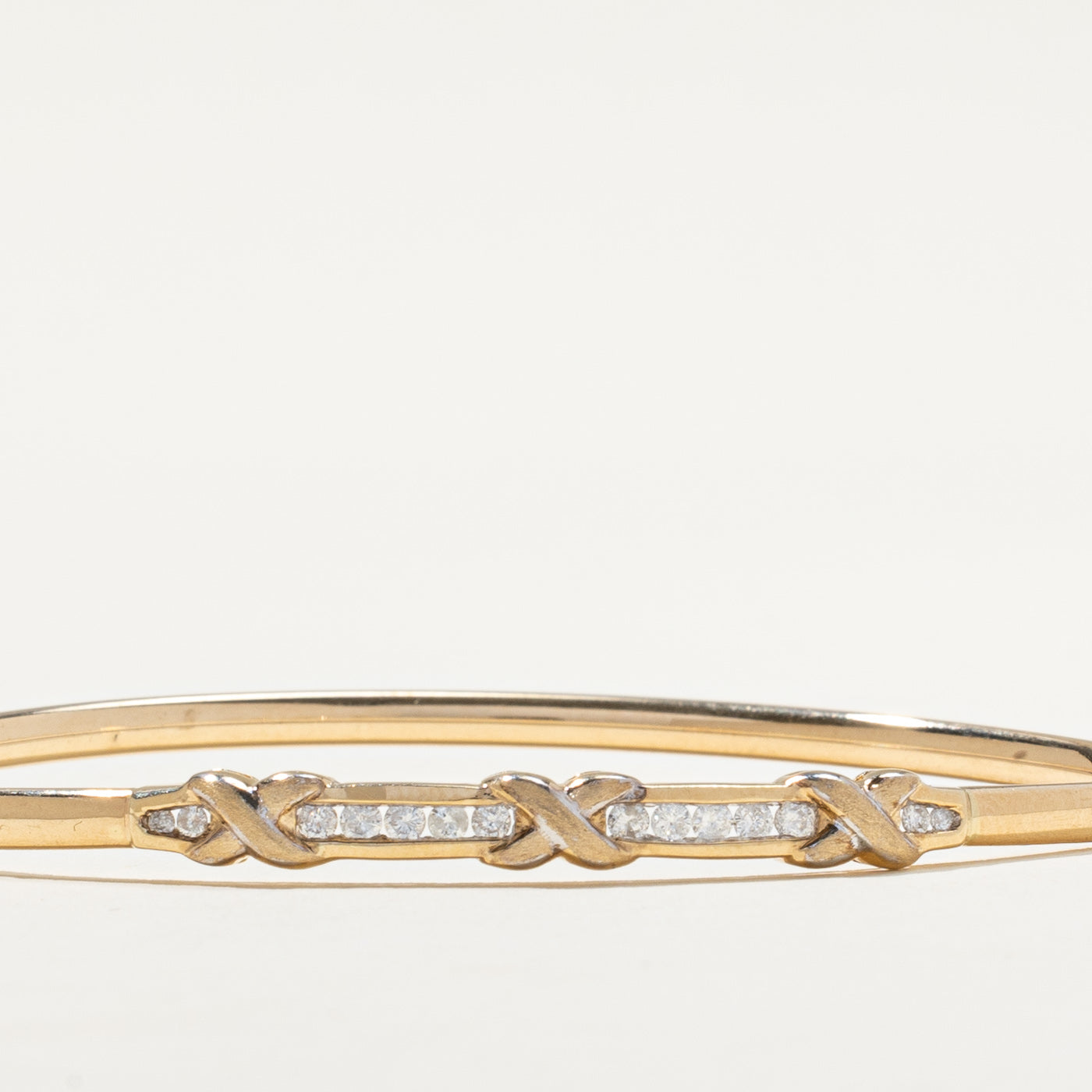 Diamond Bangle Bracelet | 0.35ctw | 7.5"