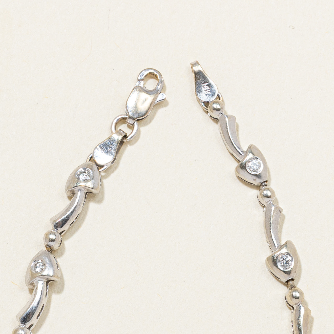 Diamond Mushroom Link Bracelet | 0.25ctw | 6.5"