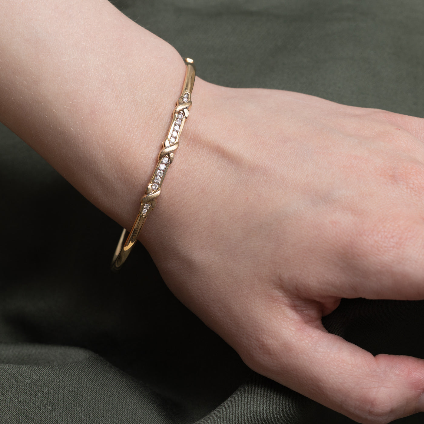 Diamond Bangle Bracelet | 0.35ctw | 7.5"