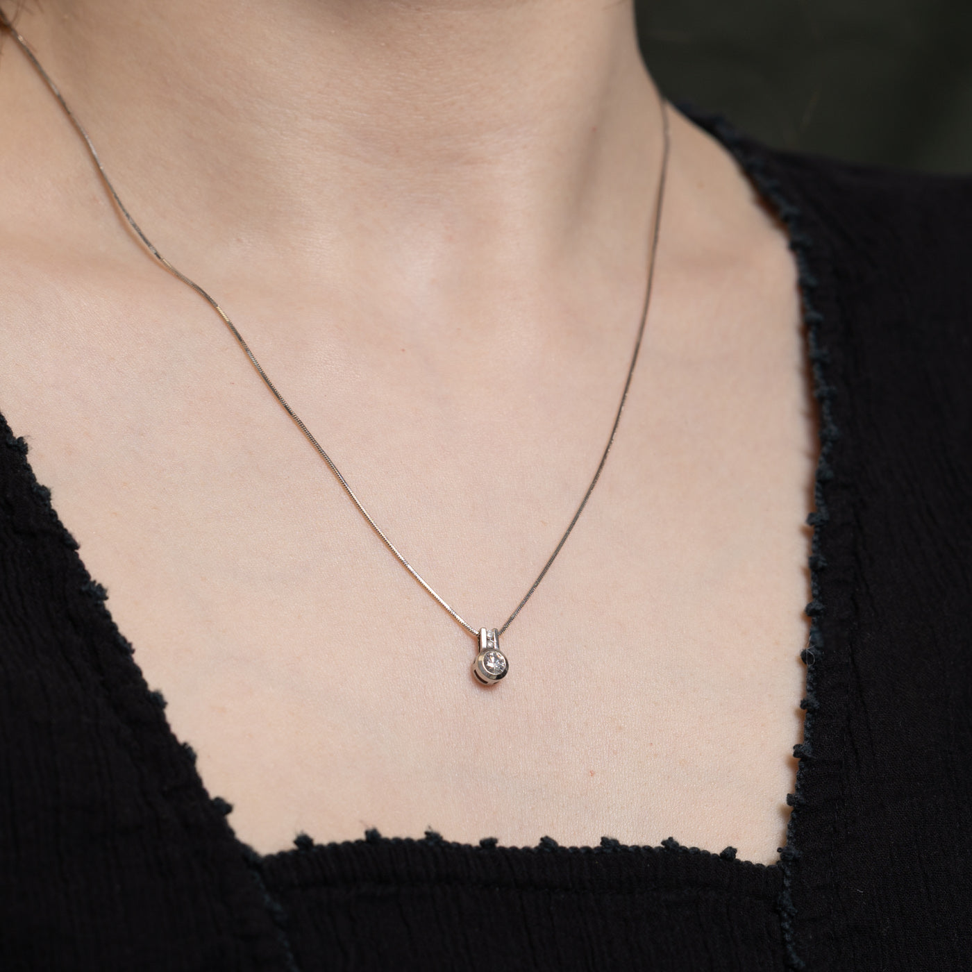 Bezel Set Diamond Pendant Necklace | 0.25ctw | 18"