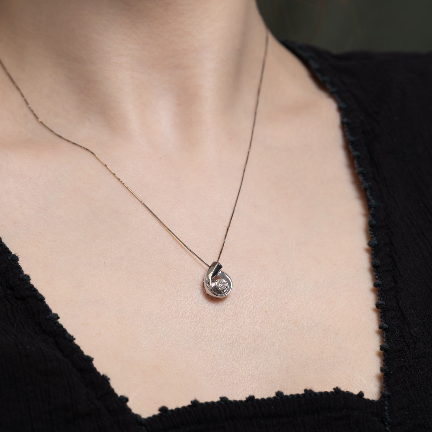 Diamond Pear Shaped Pendant Necklace | 0.22ct | 18"
