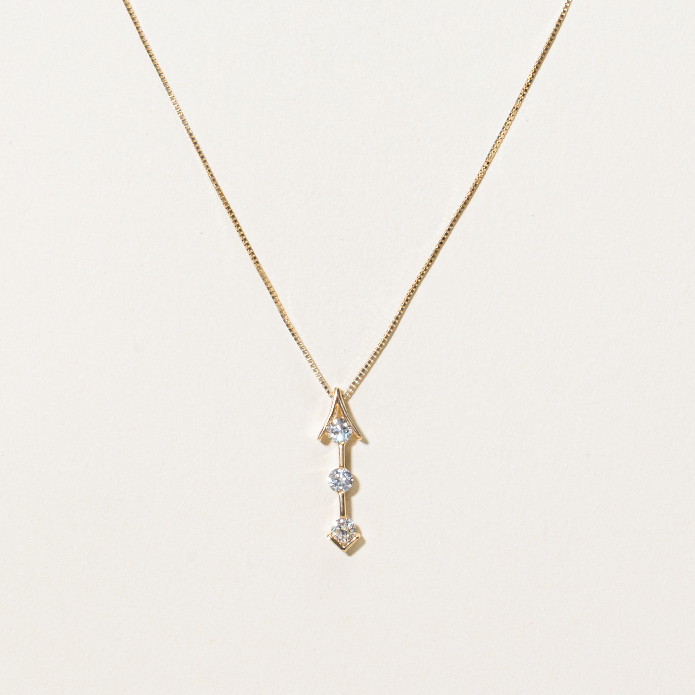 Diamond Arrow Pendant Necklace | 0.30ctw | 18"