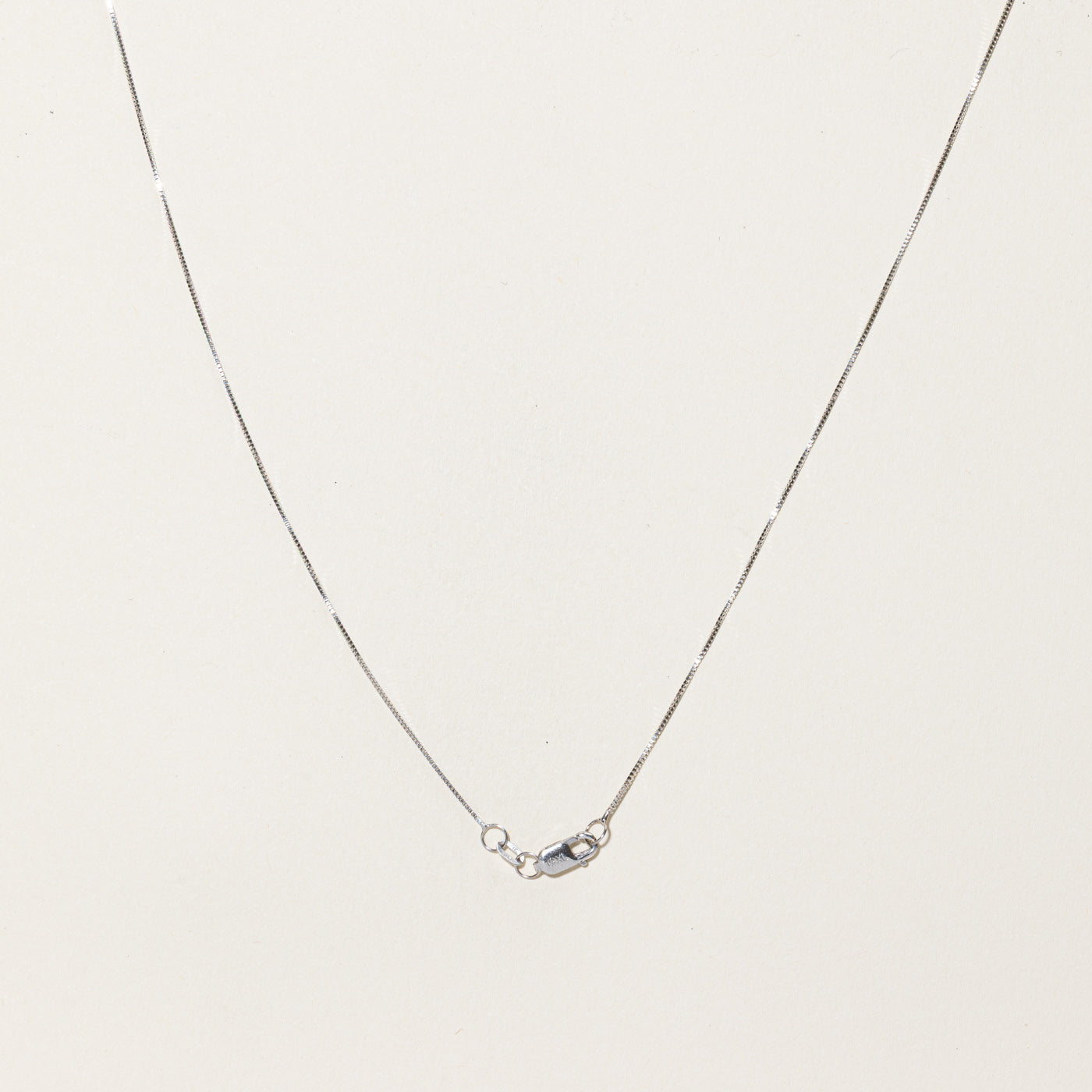 Collier pendentif croix en diamants | 0,22 ct | 48 cm
