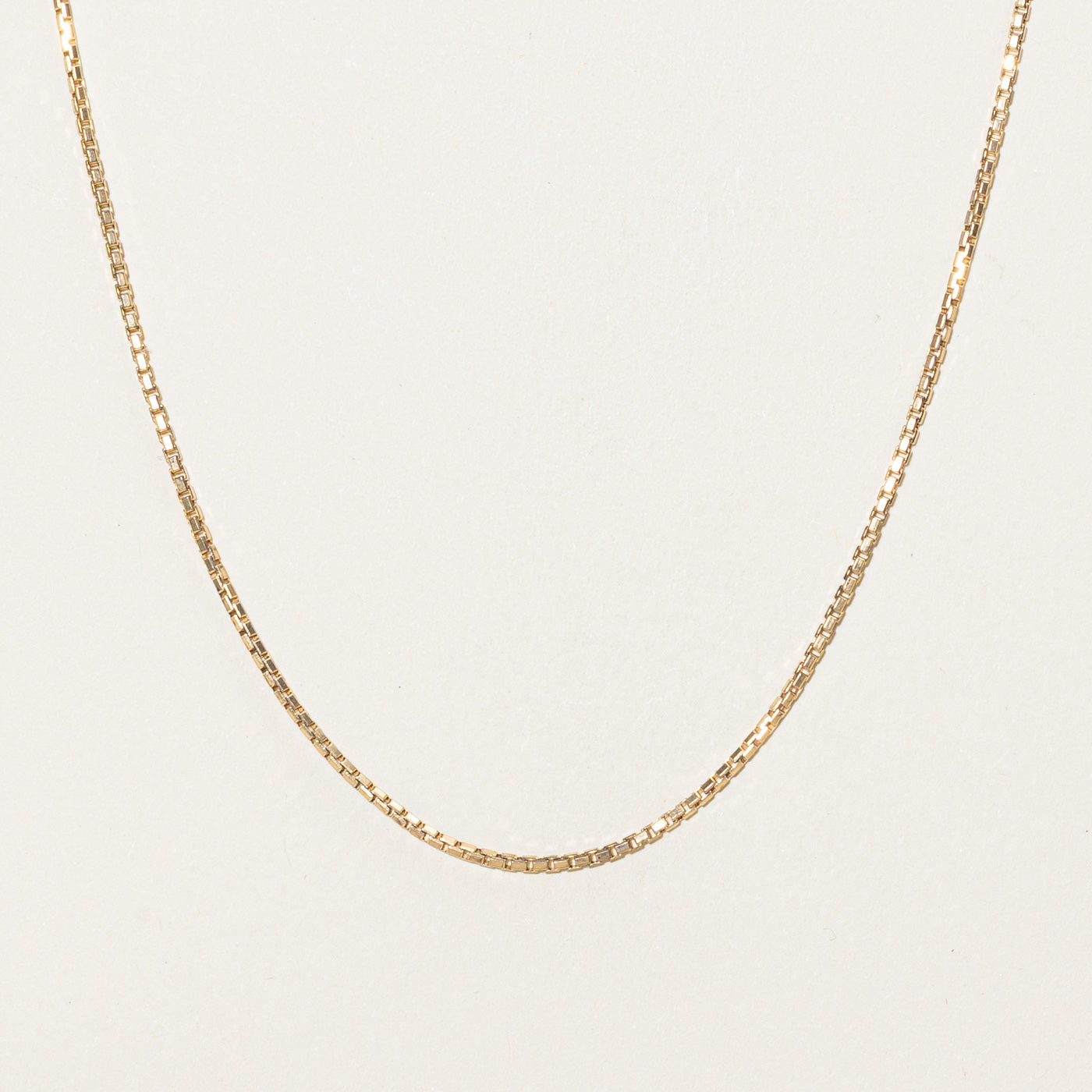 Chaîne à maillons carrés en or jaune 10 carats | 40,6 cm