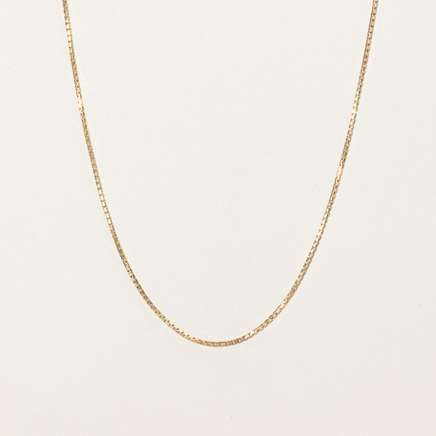 Chaîne à maillons carrés en or jaune 10 carats | 40,6 cm