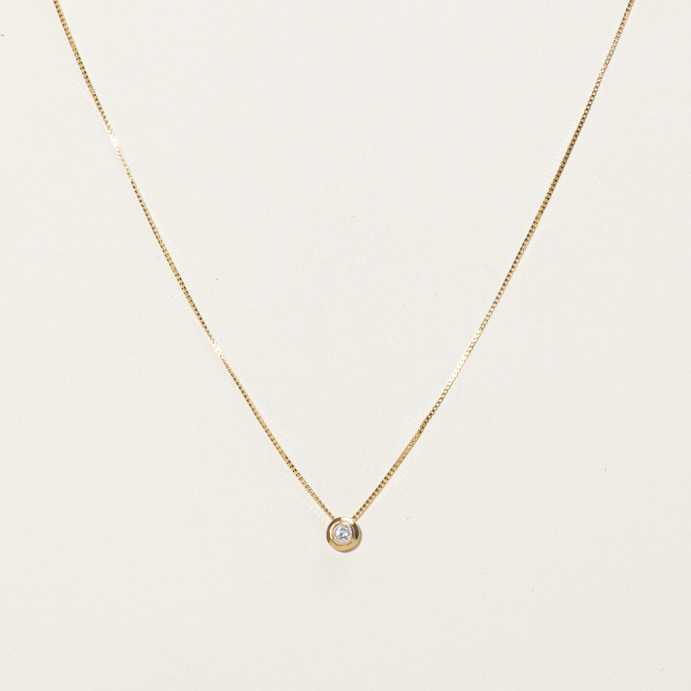 Collier pendentif en diamant serti clos | 0,10 ct | 40,6 cm