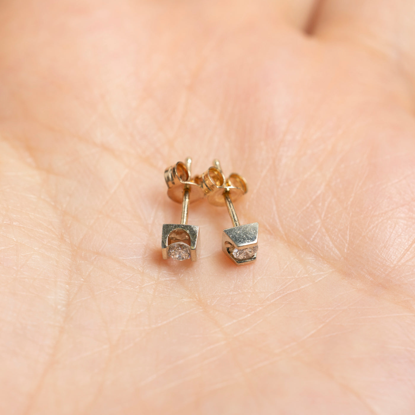 Solitaire Diamond Stud Earrings | 0.14ctw
