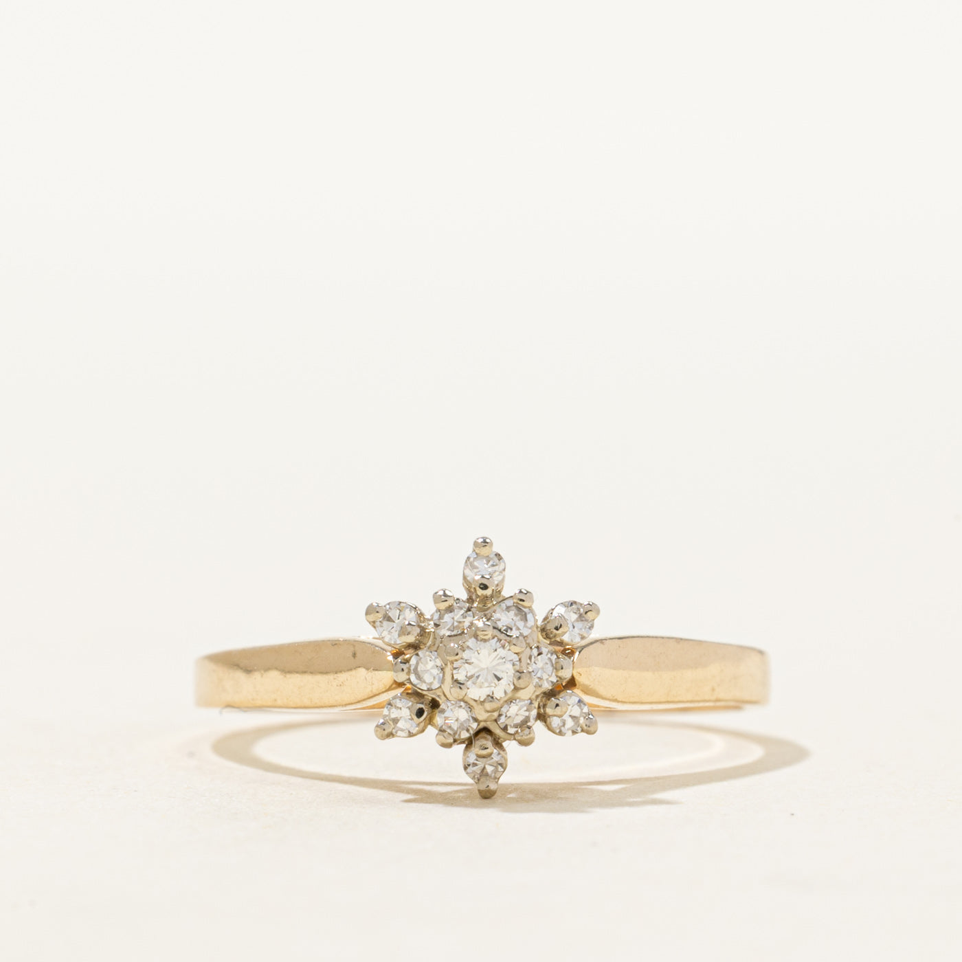 14K Diamond Cluster Petal Ring | 0.16ctw | SZ 7.25