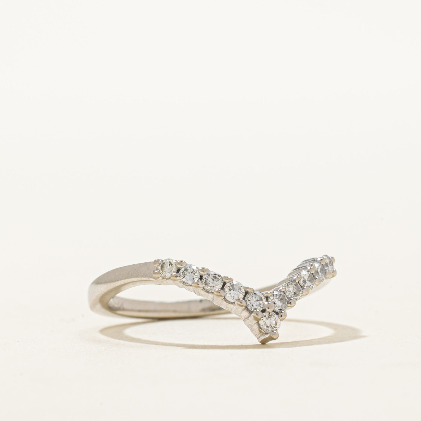 14K Diamond Chevron Ring | 0.18ctw | SZ 5.75