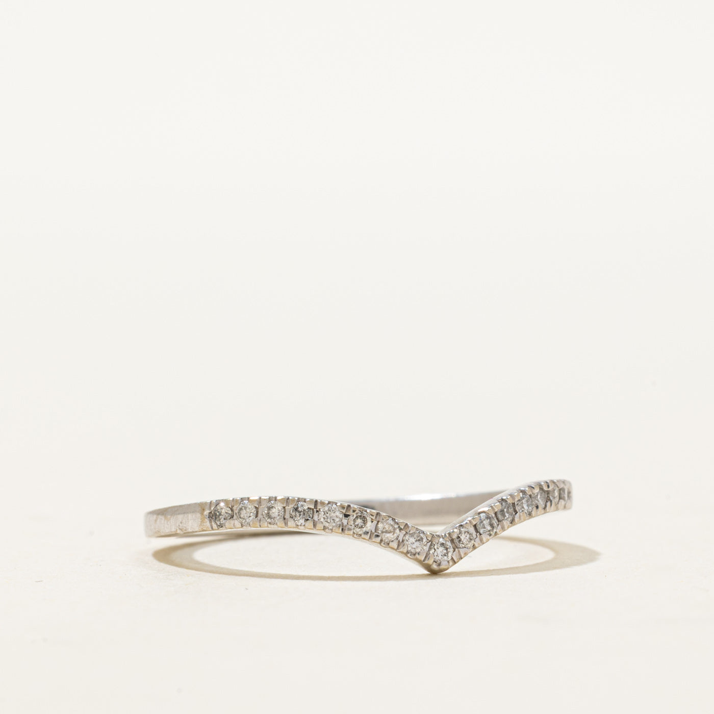10K Diamond Thin Chevron Ring | 0.09ctw | SZ 7