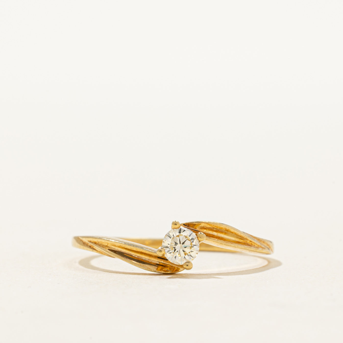 18K Diamond Grooved Bypass Ring | 0.17ct | SZ 8