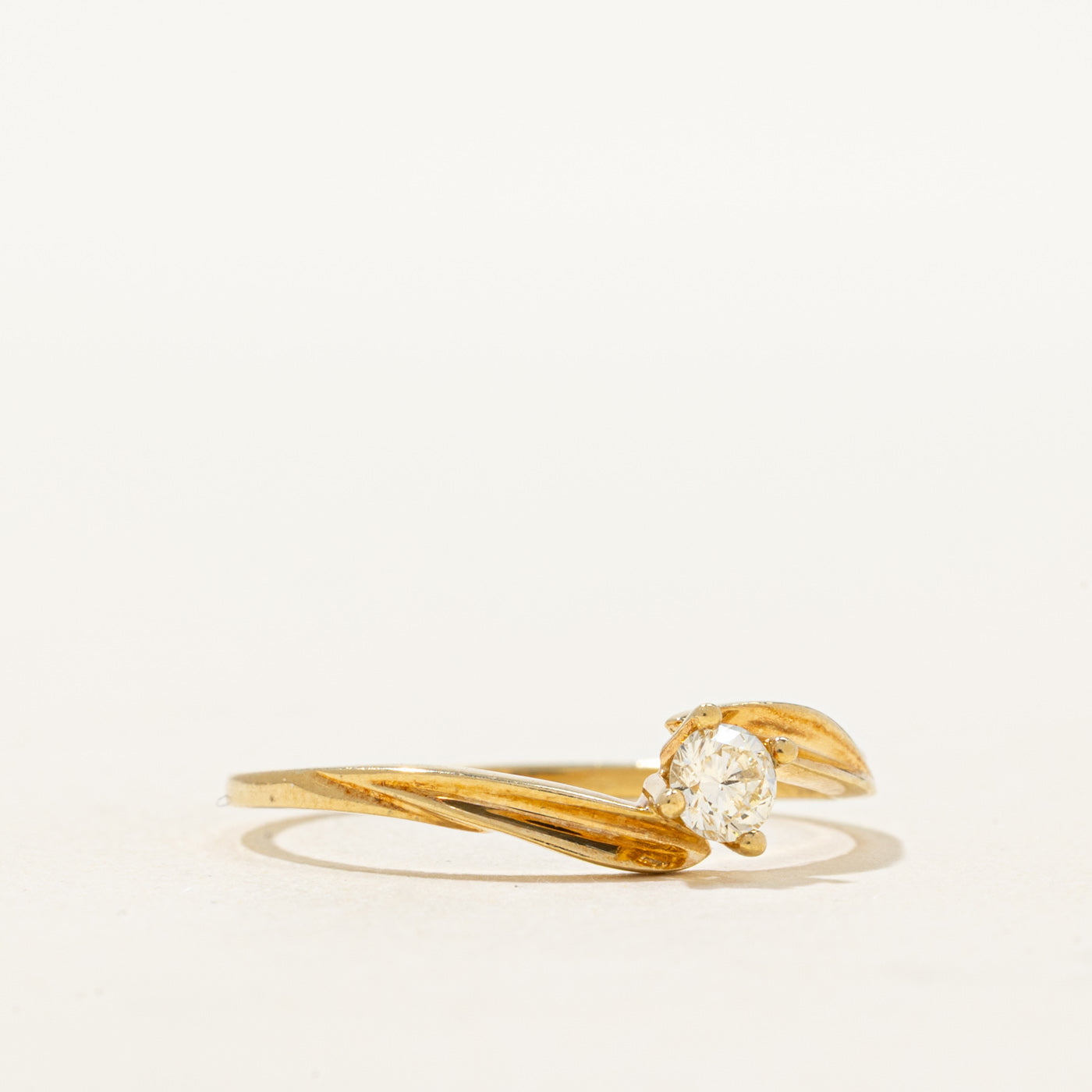 18K Diamond Grooved Bypass Ring | 0.17ct | SZ 8