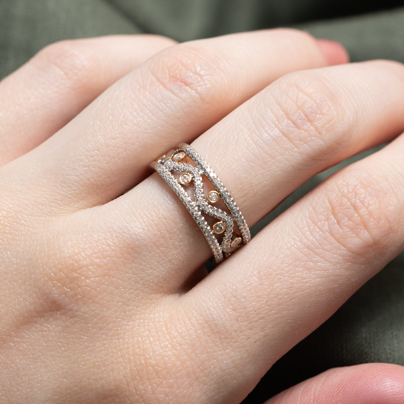 18K Diamond Accented Openwork Wave Design Band | 0.50ctw | SZ 6.5