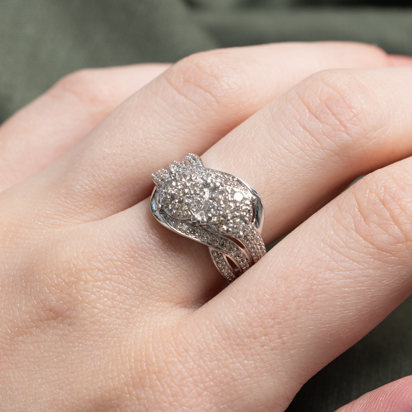 10K Double Cluster Diamond Cross Over Ring | 0.82ctw | SZ 6.25