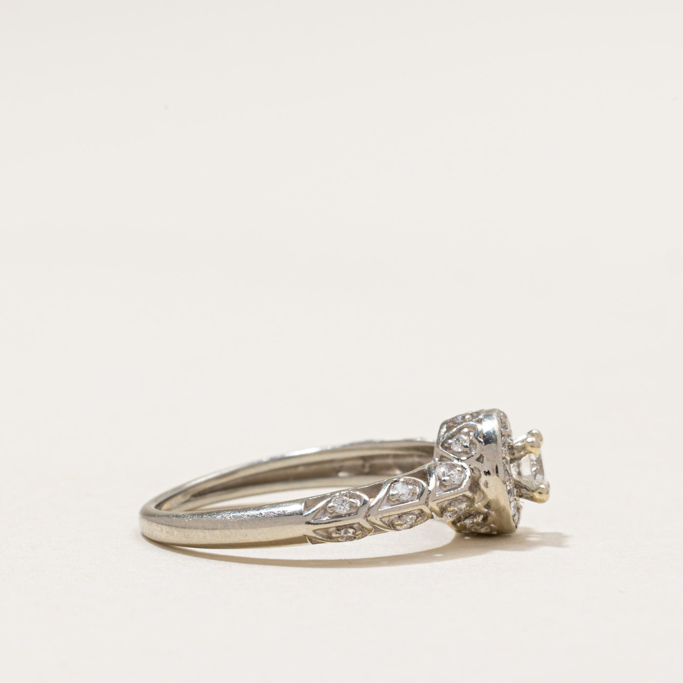 19k Diamond Halo Ornate Ring | 0.50ctw | SZ 5