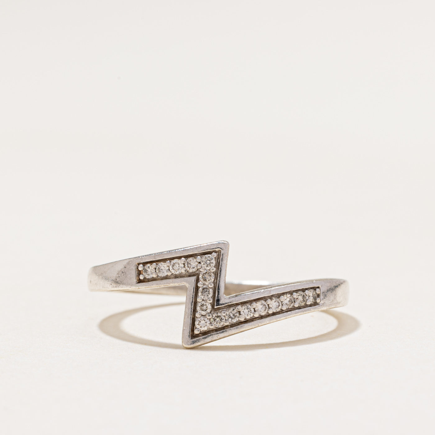 'Disney' Sterling Silver Diamond Zigzag Ring | 0.13ctw | SZ 9
