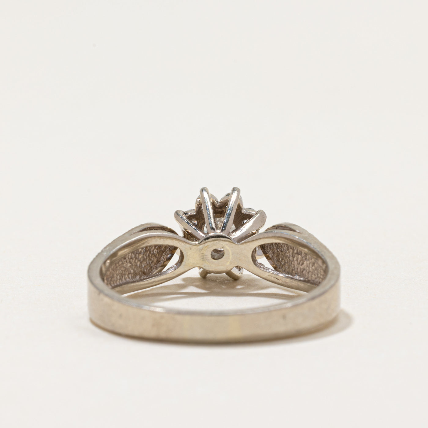 Diamond Petal Textured Ring | 0.30ctw | SZ 7.25