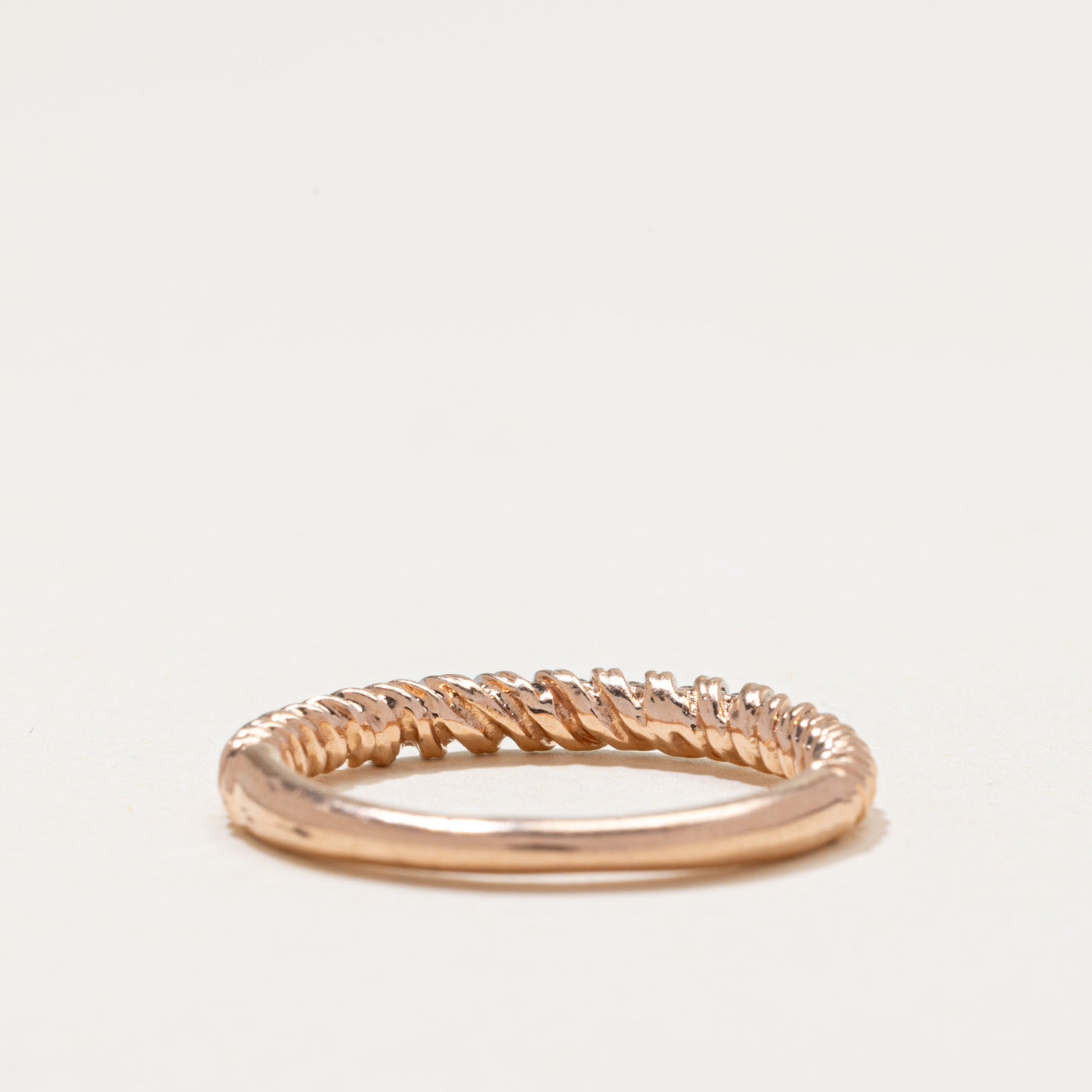 Bague torsadée en diamants | 0,14 ct | 2,75 mm | Taille 7