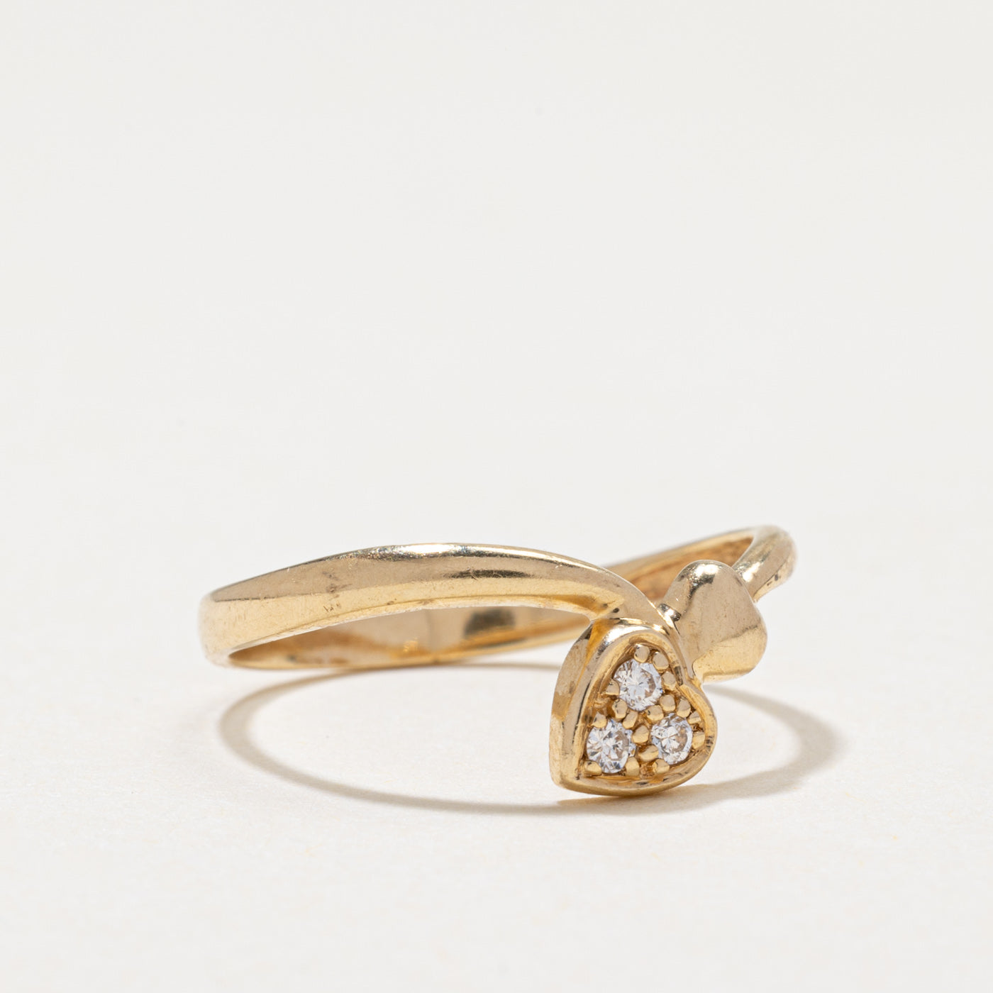 14k Diamond Heart Chevron Ring | 0.05ctw | SZ 5