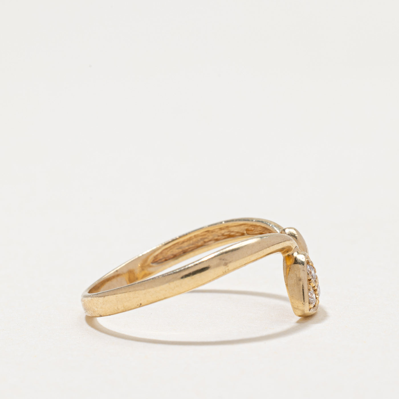 14k Diamond Heart Chevron Ring | 0.05ctw | SZ 5