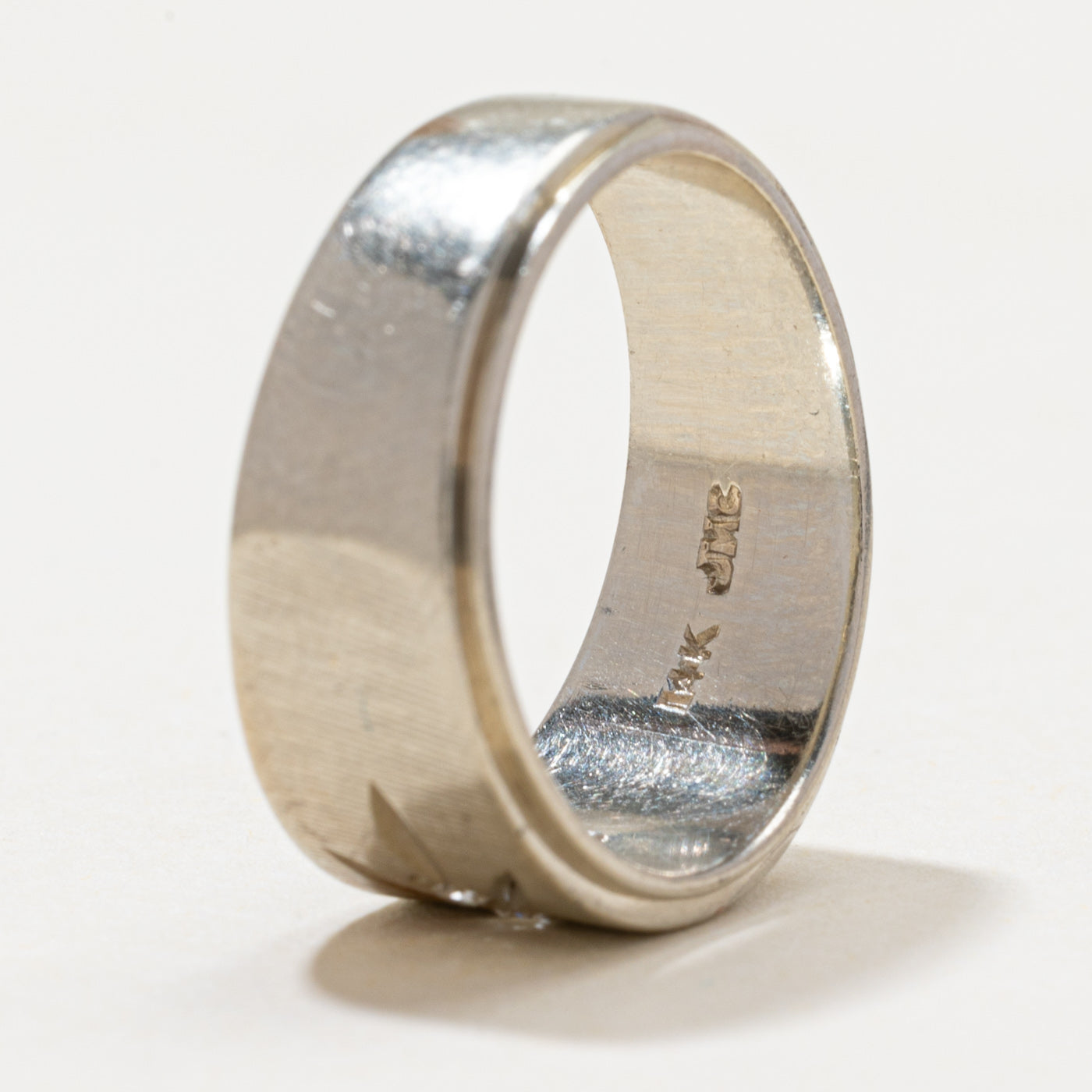 Star Set Diamond Textured Band | 0.05ctw | SZ 7