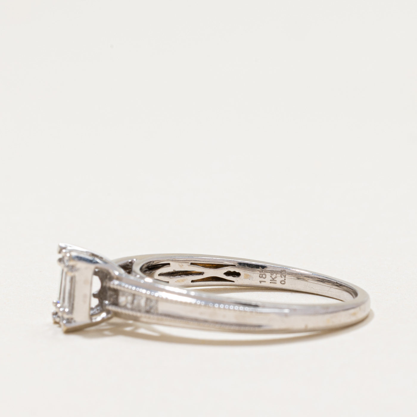 18k Illusion Set Diamond Milgrained Ring | 0.23ctw | SZ 6.75