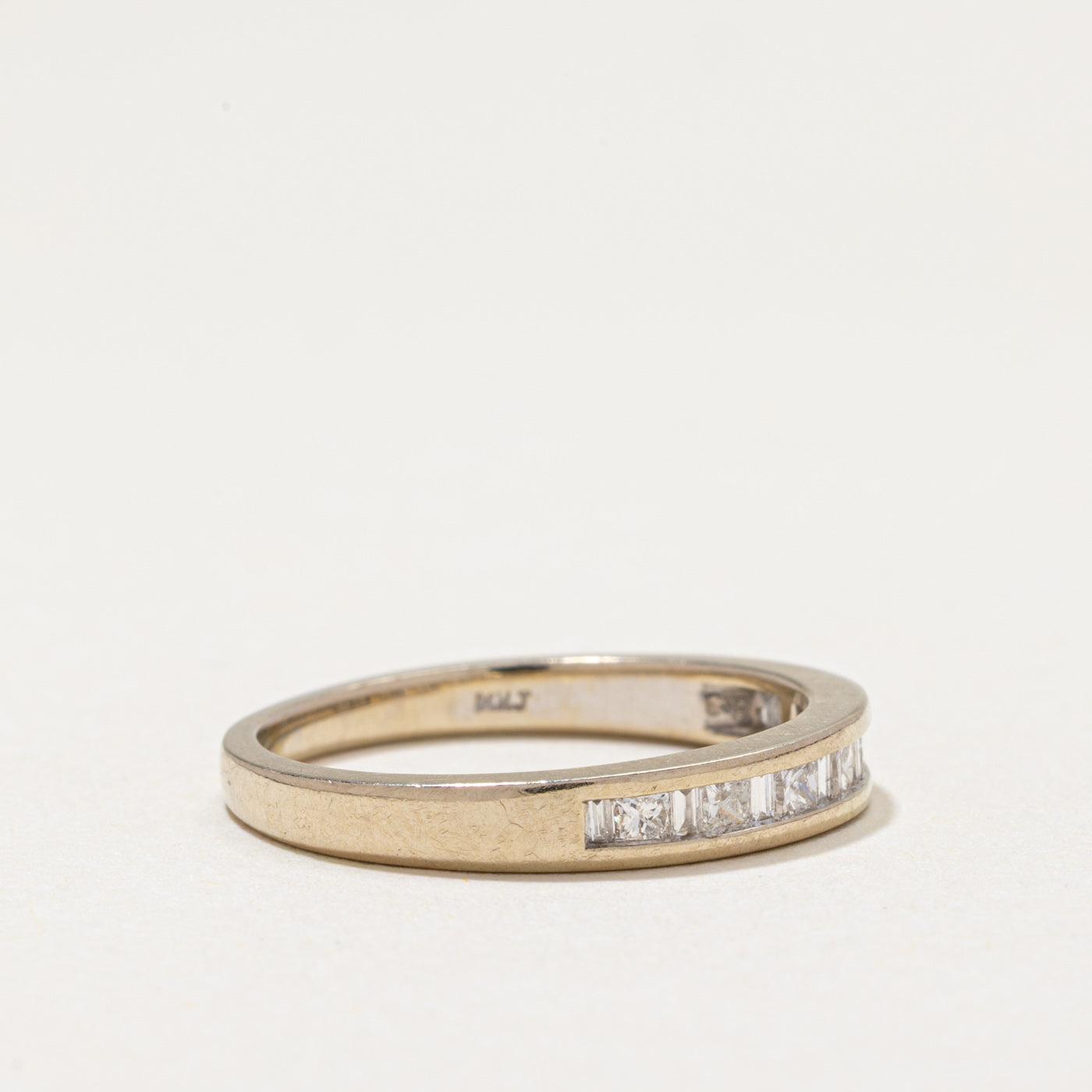 Alliance demi-éternité sertie de diamants en canal | 0,32 ct | Taille 6