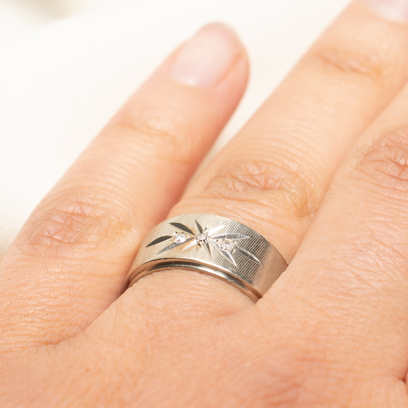 Star Set Diamond Textured Band | 0.05ctw | SZ 7