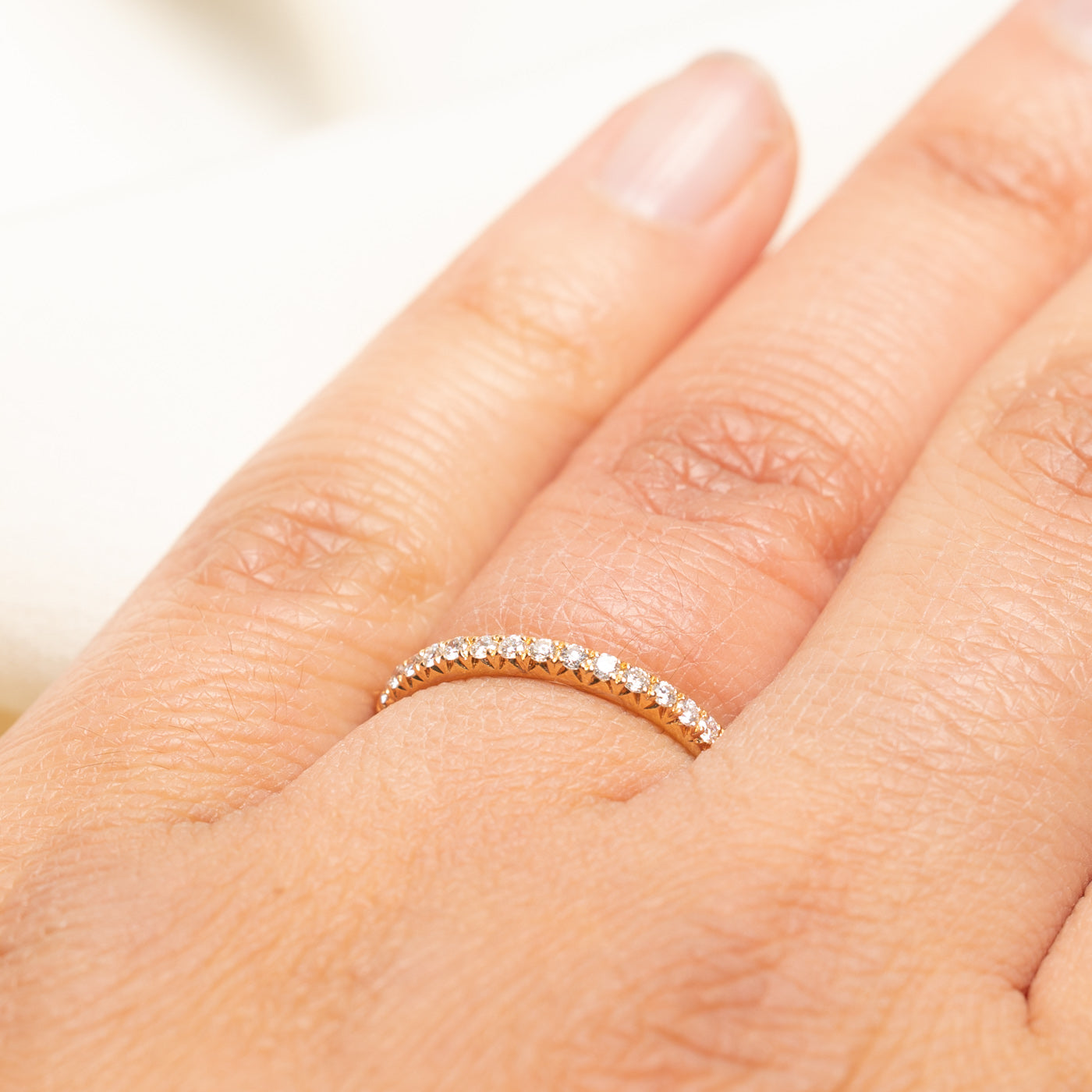 Alliance semi-éternité en or 18 carats sertie de diamants | 0,16 ct | 1,80 mm | Taille 6