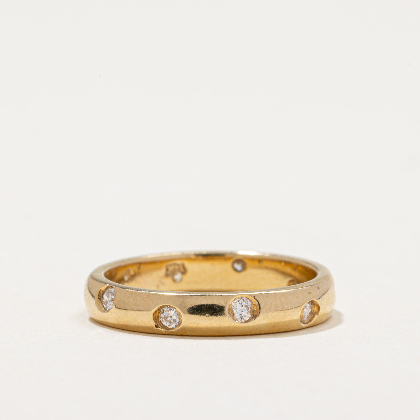 Bague sertie de diamants épars | 0,15 ct au total | Taille 4,5