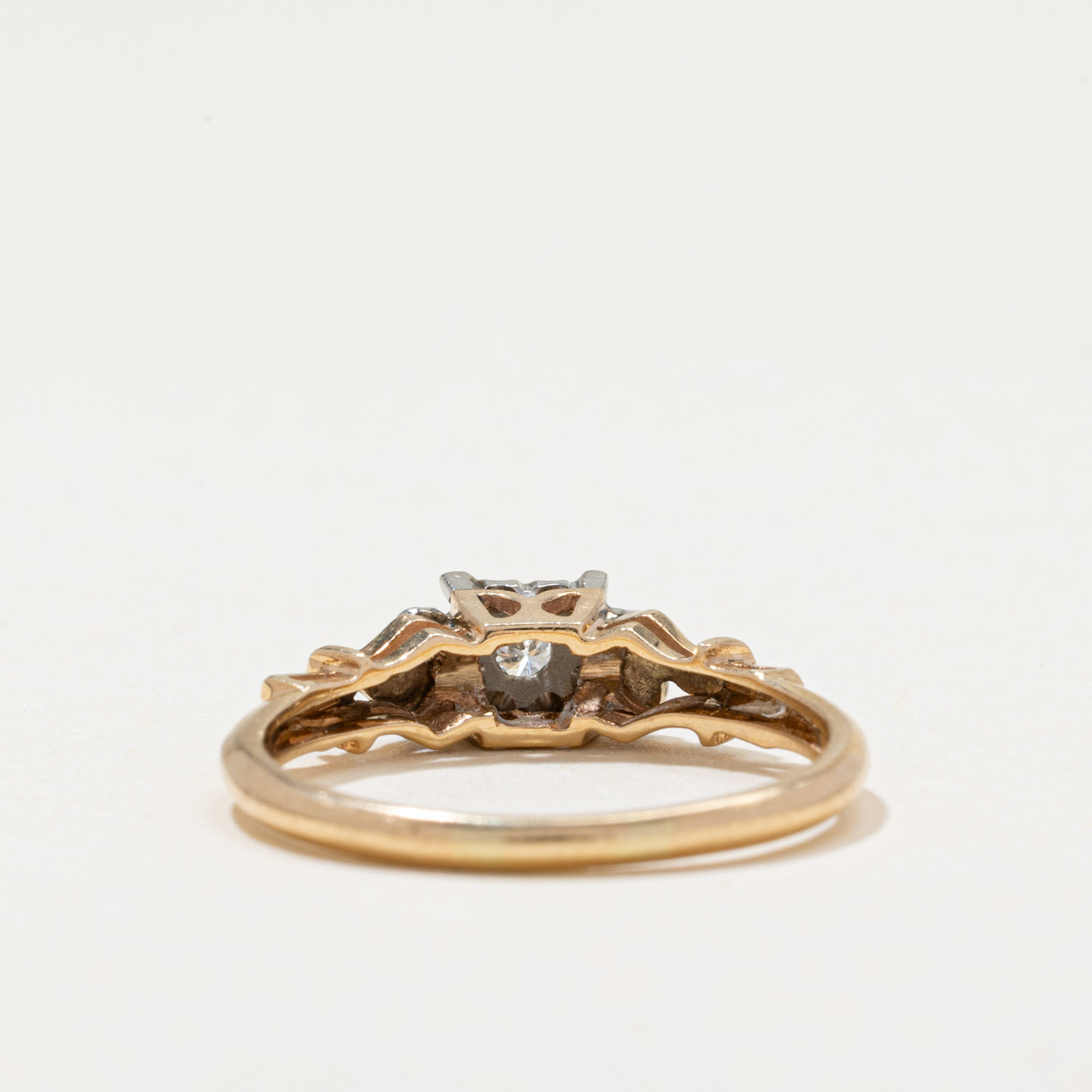 Vintage Solitaire Diamond Ring | 0.07ct | SZ 7