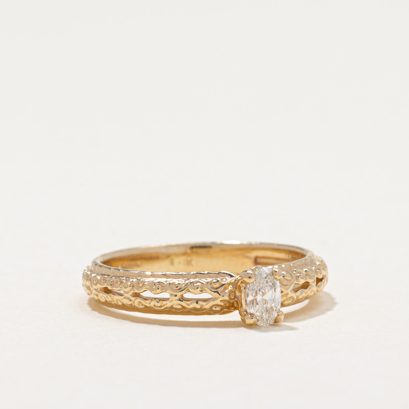 Oval Cut Diamond Textured Ring | 0.17ct | SZ 5.5