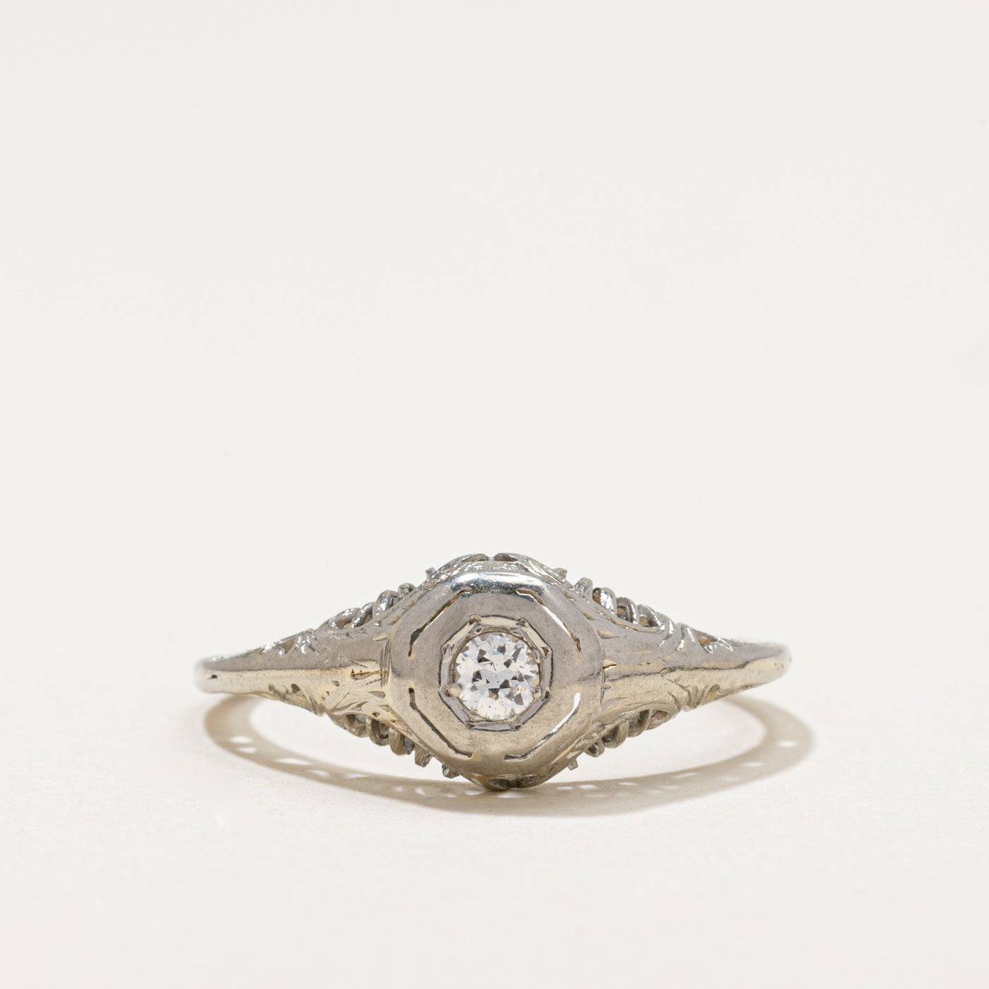 Vintage Solitaire Diamond Dome Ring | 0.11ct | SZ 8.5