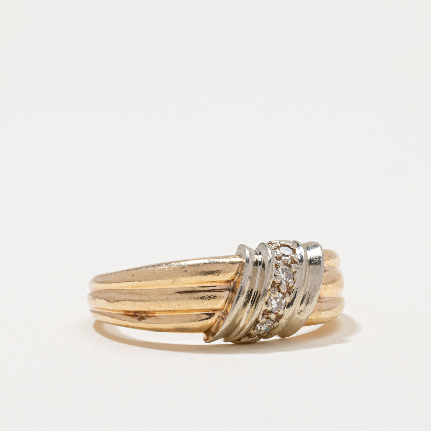 Diagonal Diamond Grooved Ring | 0.08ctw | SZ 8
