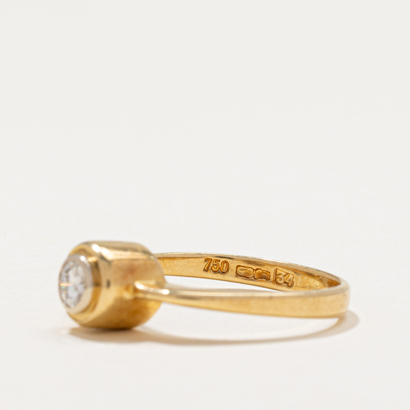 Solitaire Bezel Set Diamond Ring | 0.14ct | SZ 5