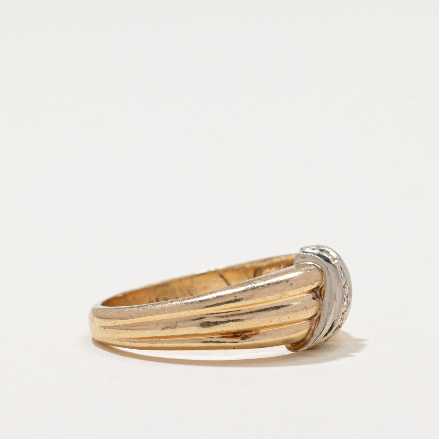 Diagonal Diamond Grooved Ring | 0.08ctw | SZ 8