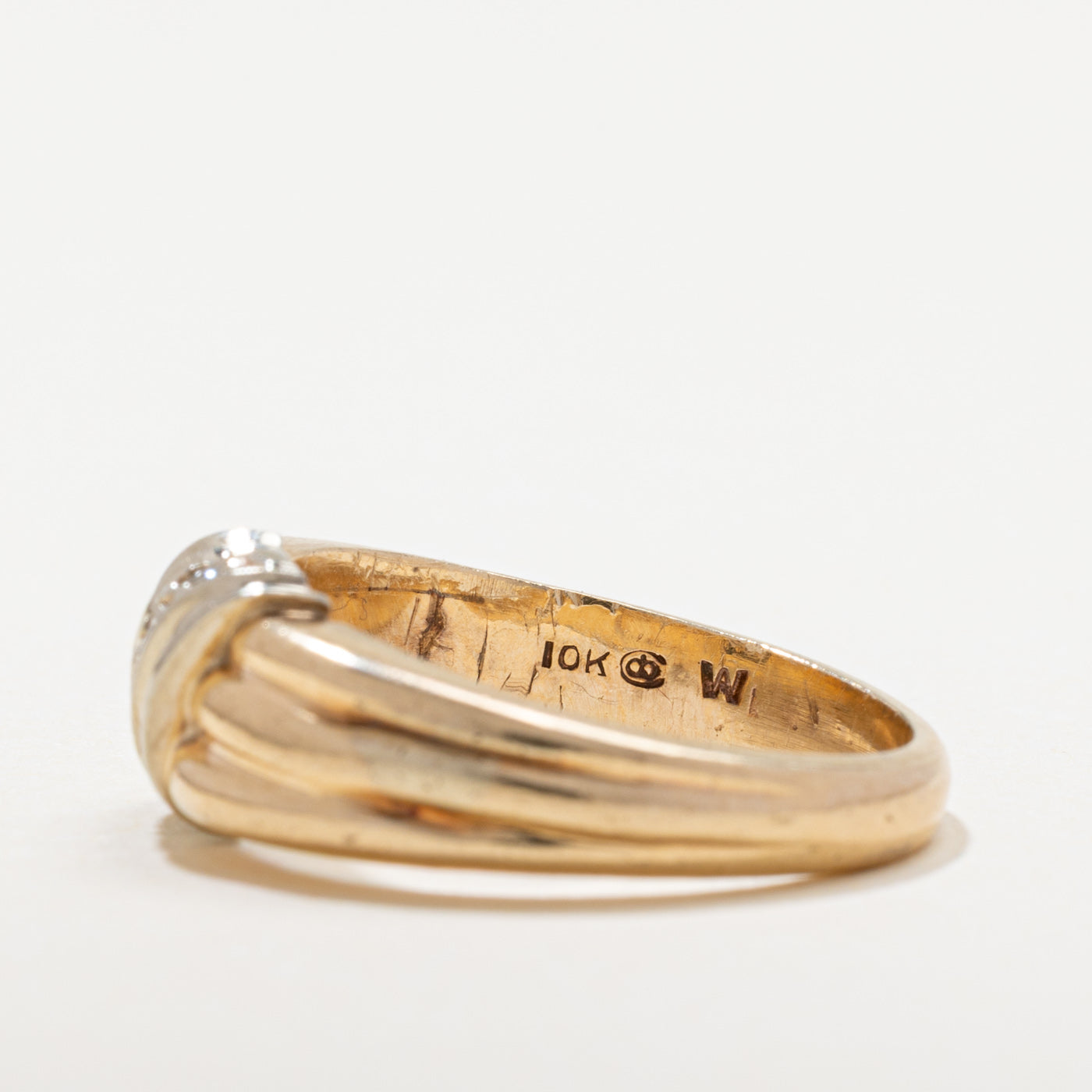 Diagonal Diamond Grooved Ring | 0.08ctw | SZ 8