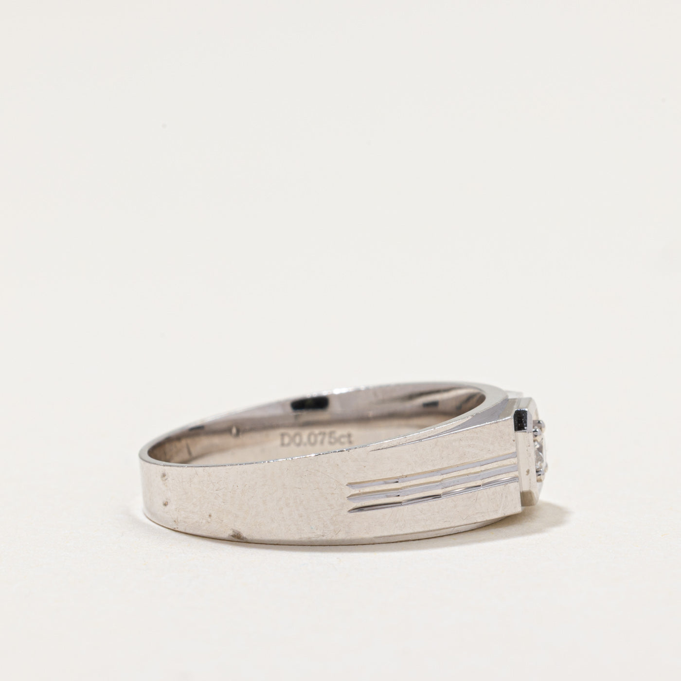 Solitaire Diamond Grooved Ring | 0.075ct | SZ 7.75