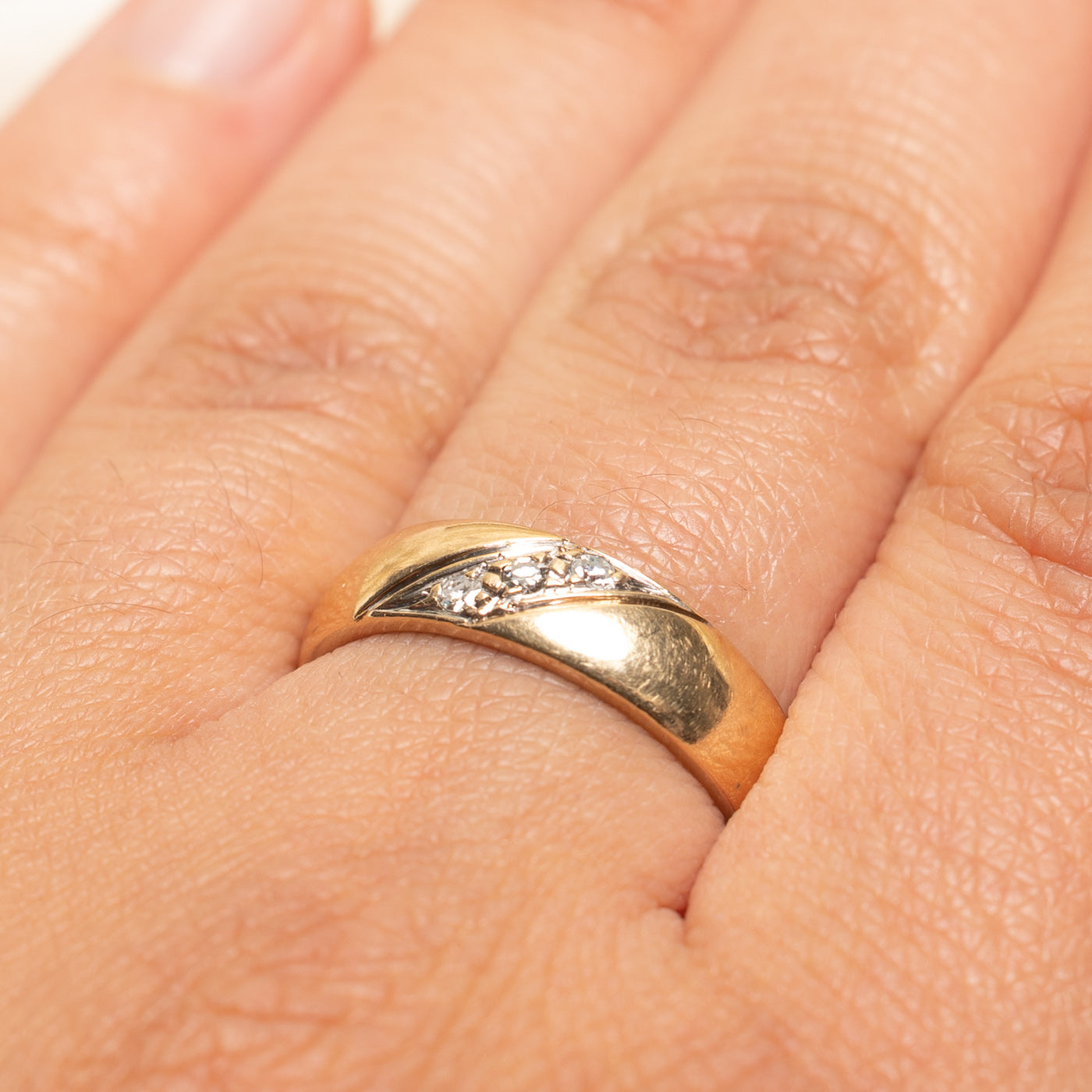 Diagonal Diamond Band | 0.06ctw | SZ 8