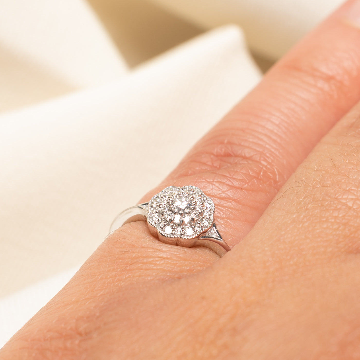 Diamond Round Cluster Ring | 0.22ctw | SZ 4