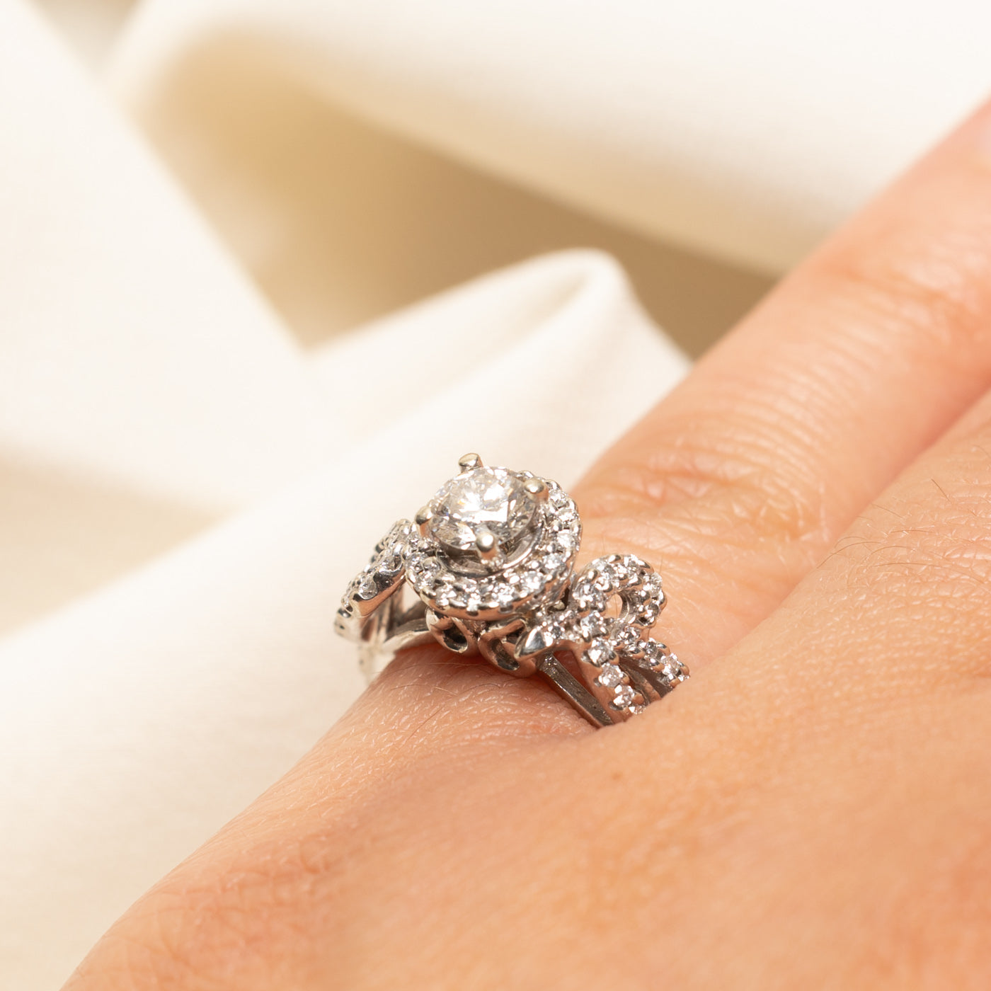 Diamond Halo Scrollwork Design Ring | 0.81ctw | SZ 5.25