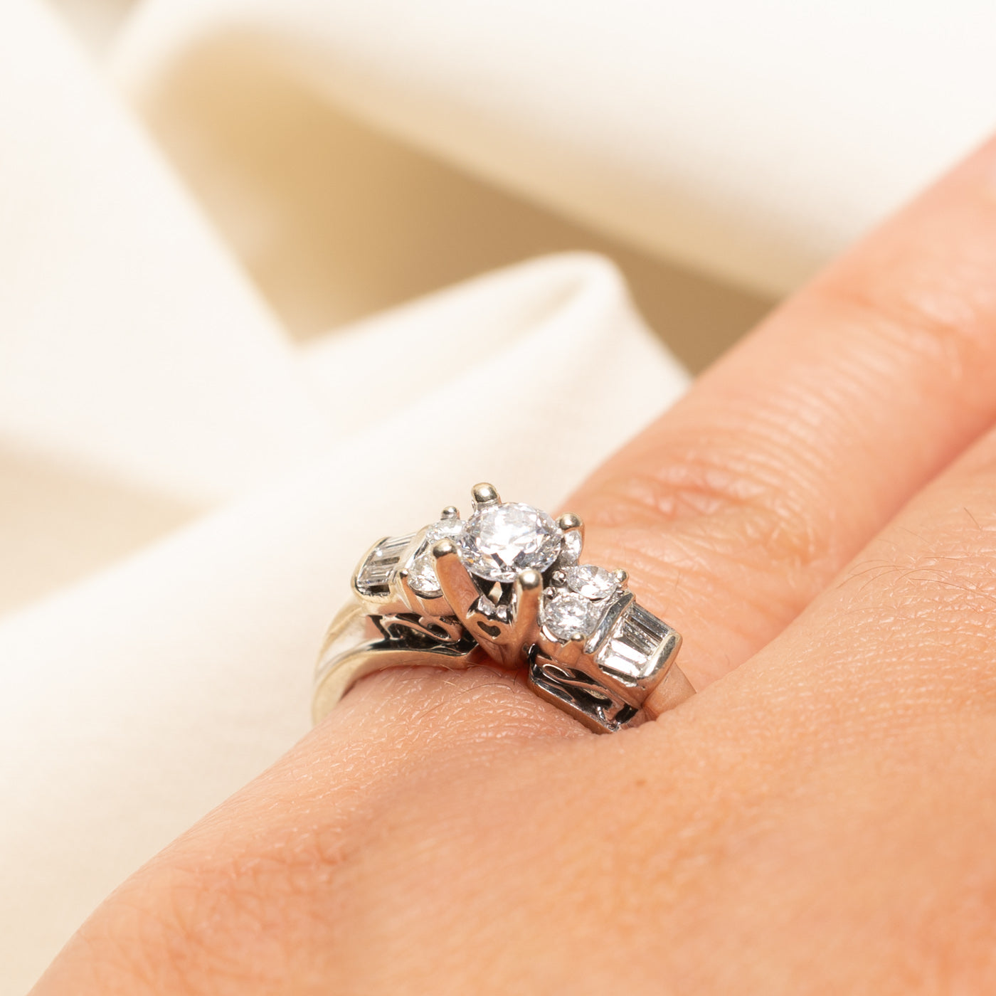 14k Diamond Accented Engagement Ring | 0.82ctw | SZ 5