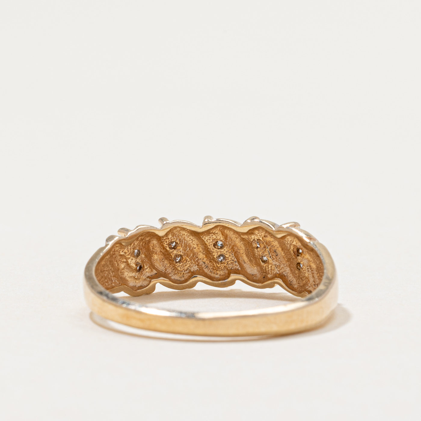 Diamond Croissant Ring | 0.10ctw | SZ 6.5